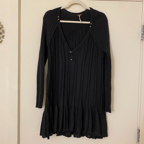 Black Free People Black Sweater Dress – Deep V Tunic - Picture 2 of 5